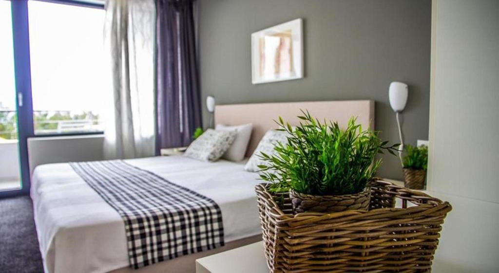 Family Hotel Friends Villa Enchets Chambre photo