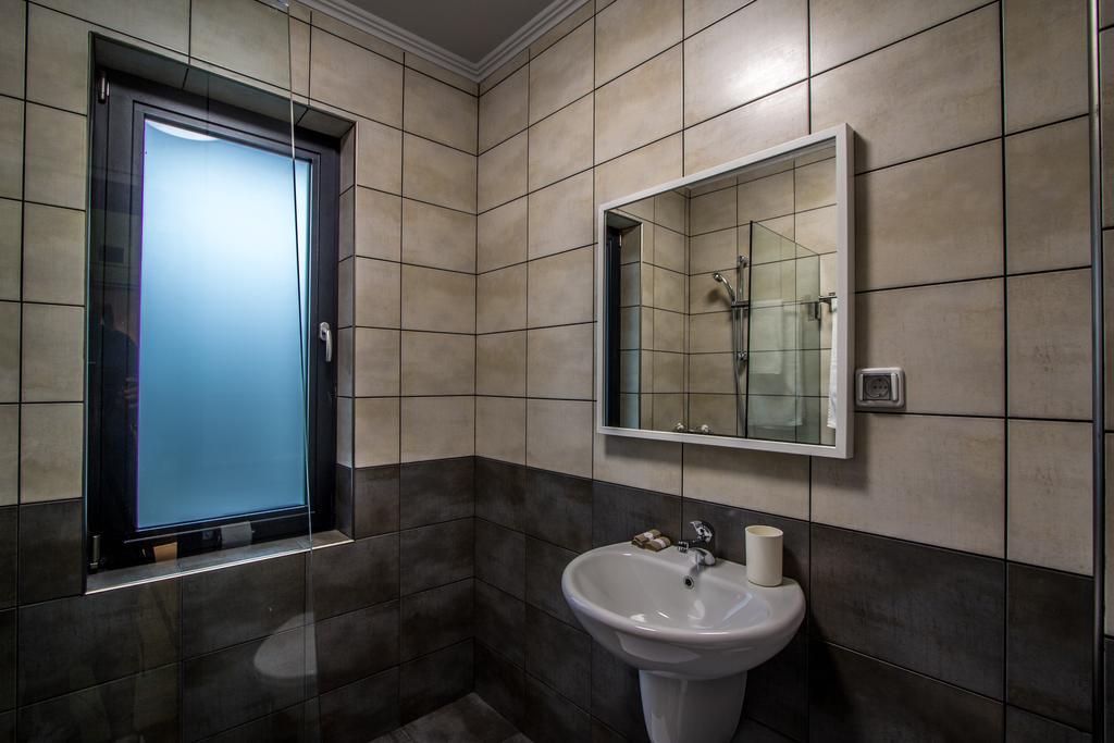 Family Hotel Friends Villa Enchets Chambre photo